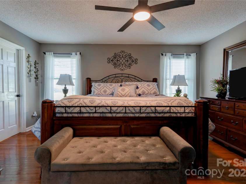 116 Country Creek Drive, Kings Mountain, NC 28086.  MLS# CAR4213874, YatesRealty ID 8542. 