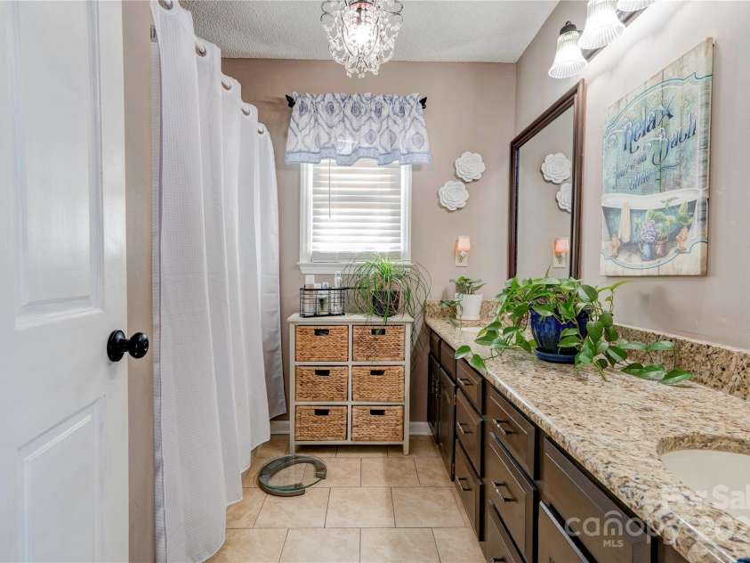 116 Country Creek Drive, Kings Mountain, NC 28086.  MLS# CAR4213874, YatesRealty ID 8542. 