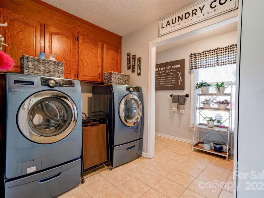 116 Country Creek Drive, Kings Mountain, NC 28086.  MLS# CAR4213874, YatesRealty ID 8542. 