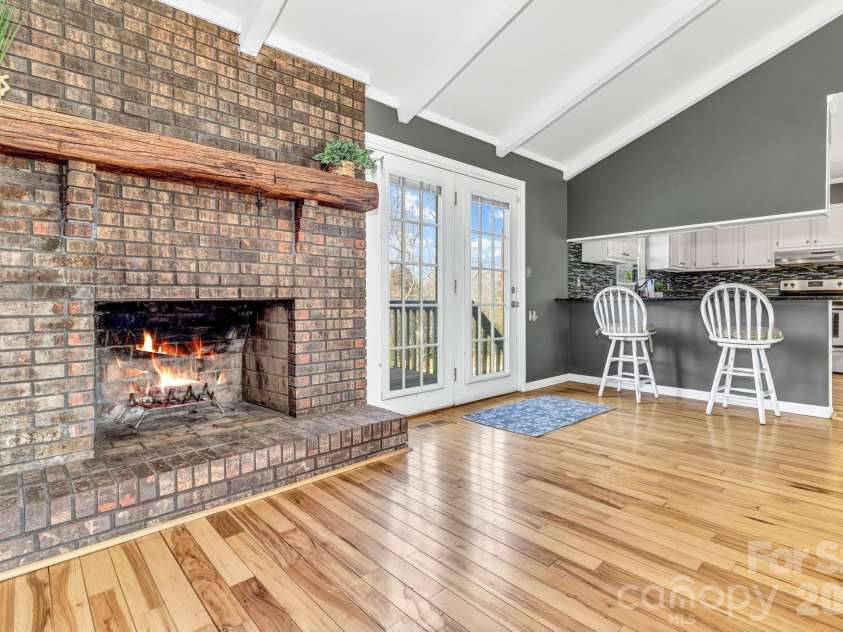 1 Oak Lane, Candler, NC 28715.  MLS# CAR4350223, YatesRealty ID 8543. Fireplace