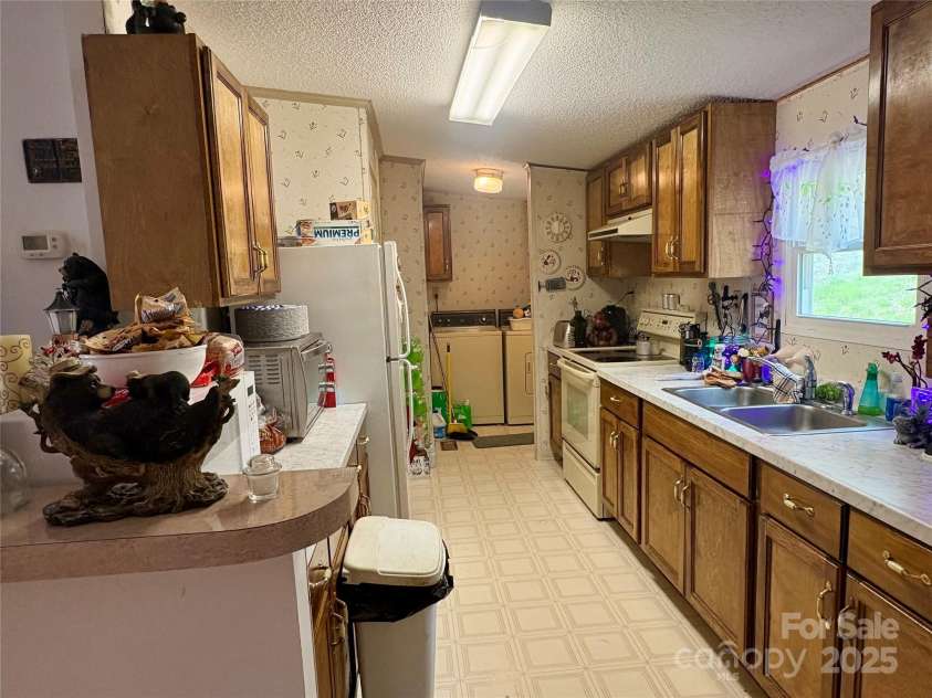 1235 Jenkins Branch Road, Bryson City, NC 28713.  MLS# CAR4242182, YatesRealty ID 8543. 