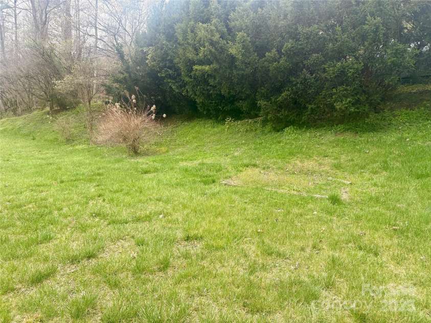 1235 Jenkins Branch Road, Bryson City, NC 28713.  MLS# CAR4242182, YatesRealty ID 8543. 