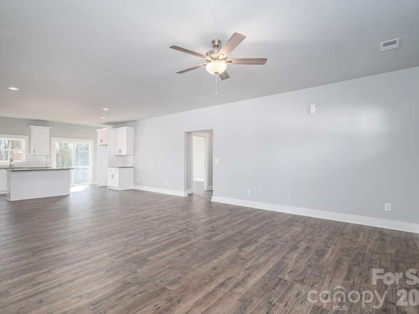 316 Sunrise Circle, Shelby, NC 28150.  MLS# CAR4340811, YatesRealty ID 8544. 