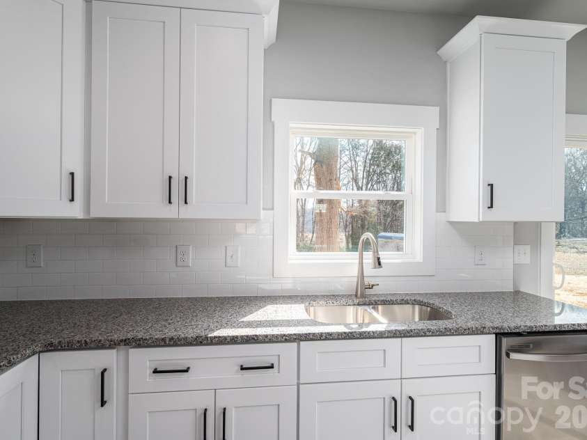 316 Sunrise Circle, Shelby, NC 28150.  MLS# CAR4340811, YatesRealty ID 8544. 