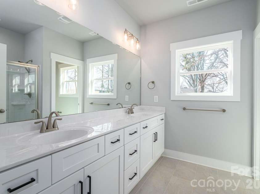 316 Sunrise Circle, Shelby, NC 28150.  MLS# CAR4340811, YatesRealty ID 8544. 