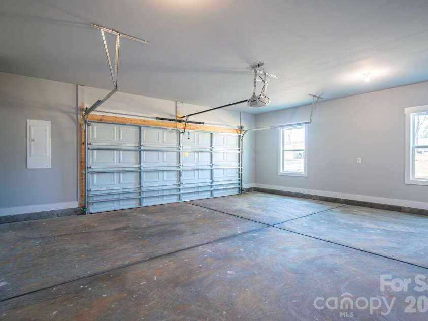 316 Sunrise Circle, Shelby, NC 28150.  MLS# CAR4340811, YatesRealty ID 8544. 