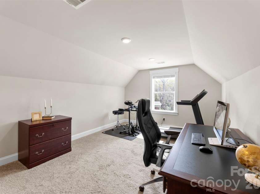 4117 Spring Cove Way, Belmont, NC 28012.  MLS# CAR4360370, YatesRealty ID 8545. Upper Level Bedroom or Bonus room