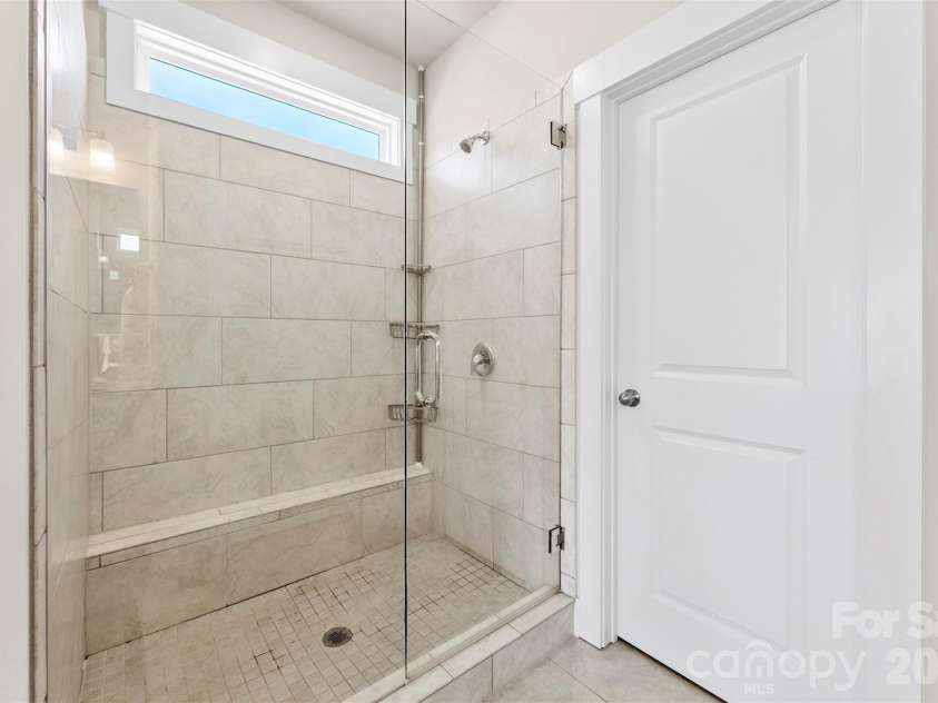 4117 Spring Cove Way, Belmont, NC 28012.  MLS# CAR4360370, YatesRealty ID 8545. Walk in shower.