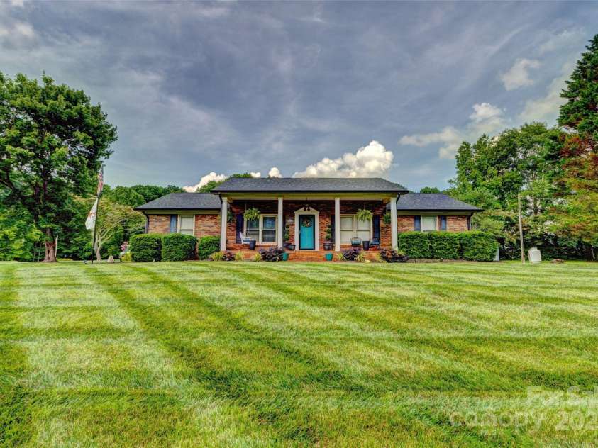 253 Suncrest Road, Cherryville, NC 28021.  MLS# CAR4320247, YatesRealty ID 8547. 