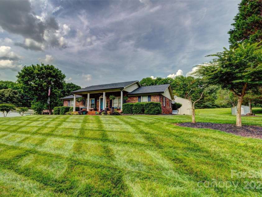 253 Suncrest Road, Cherryville, NC 28021.  MLS# CAR4320247, YatesRealty ID 8547. 