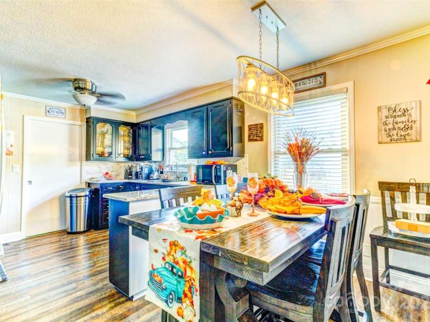 253 Suncrest Road, Cherryville, NC 28021.  MLS# CAR4320247, YatesRealty ID 8547. 