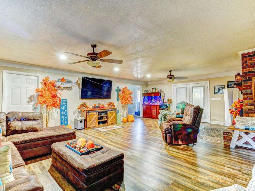 253 Suncrest Road, Cherryville, NC 28021.  MLS# CAR4320247, YatesRealty ID 8547. 