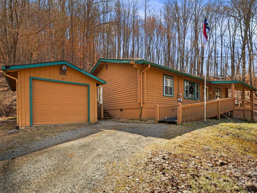 68 Meadow Lane, Mars Hill, NC 28754.  MLS# CAR4233097, YatesRealty ID 8548. 