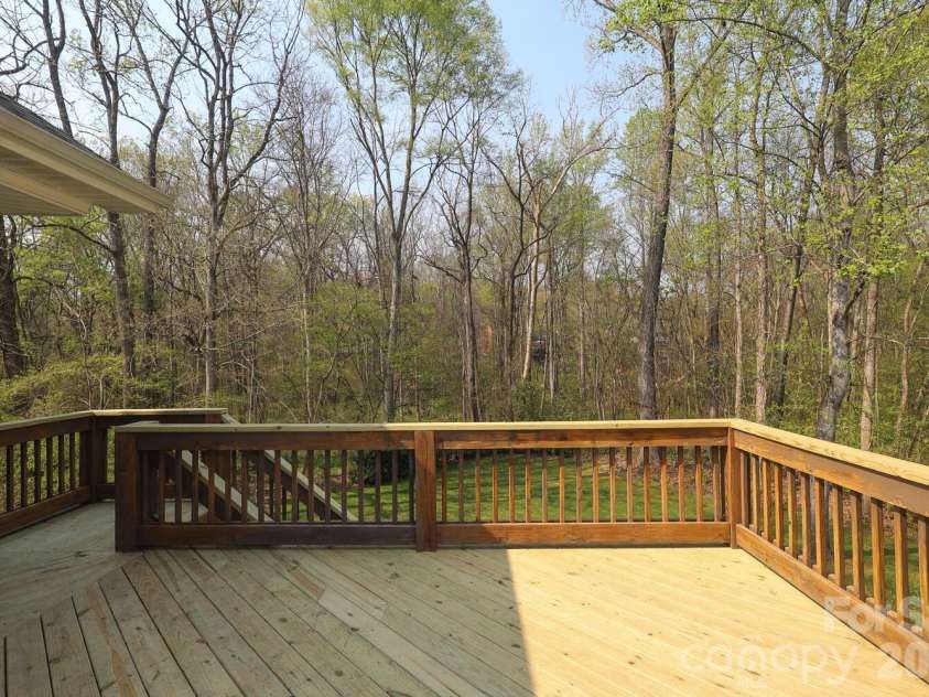1406 Woodhurst Drive, Rock Hill, SC 29732.  MLS# CAR4359210, YatesRealty ID 8549. 