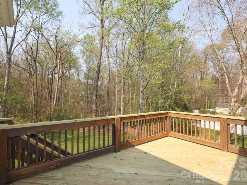 1406 Woodhurst Drive, Rock Hill, SC 29732.  MLS# CAR4359210, YatesRealty ID 8549. 