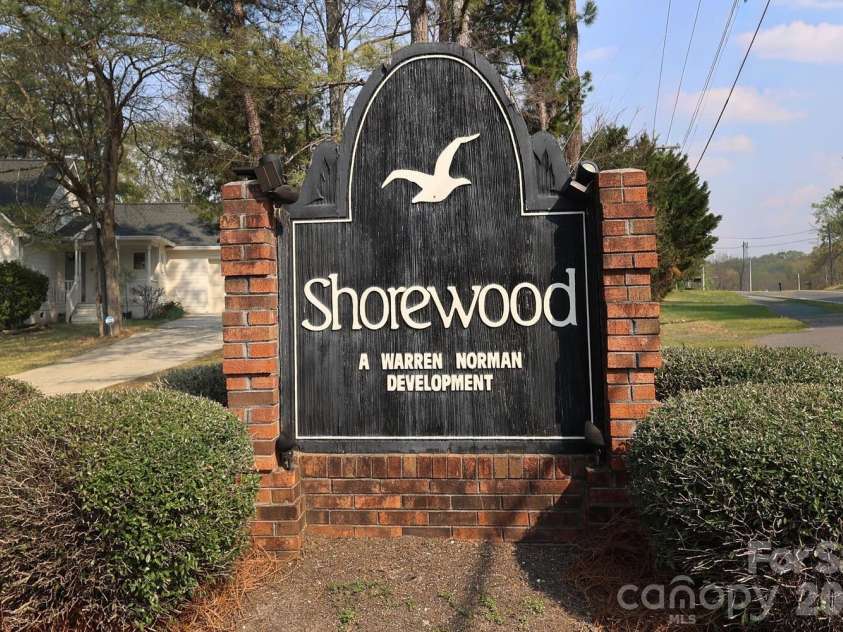 1406 Woodhurst Drive, Rock Hill, SC 29732.  MLS# CAR4359210, YatesRealty ID 8549. 