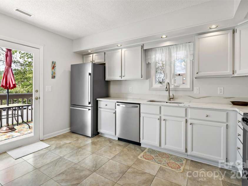 1501 Independence Trail, Morganton, NC 28655.  MLS# CAR4165990, YatesRealty ID 8549. 