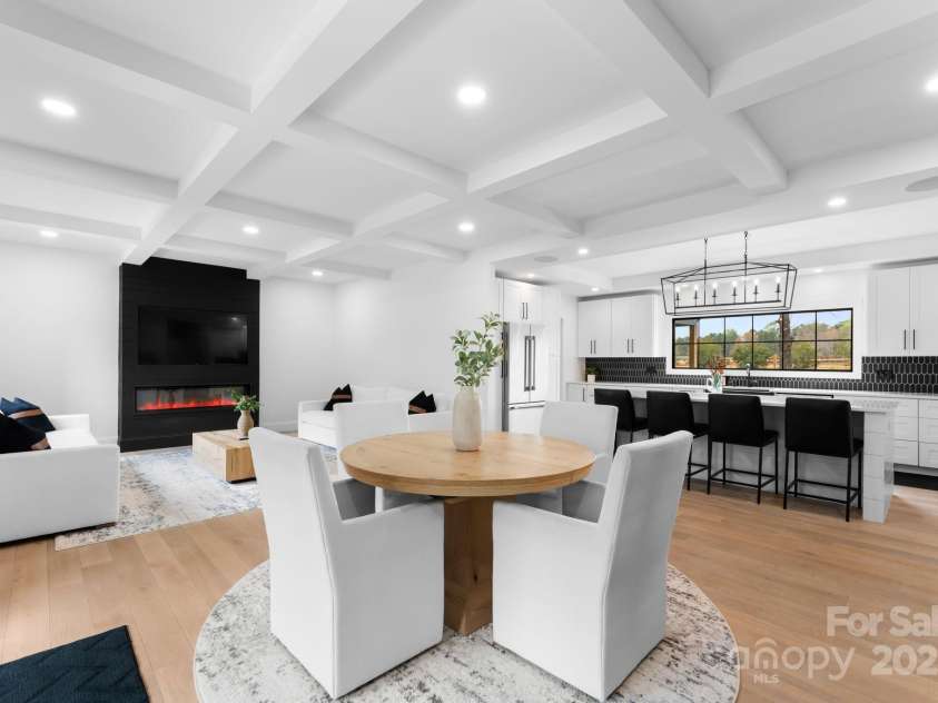 1565 Shinnville Road, Cleveland, NC 27013.  MLS# CAR4215250, YatesRealty ID 855. Open floor plan with tray ceilings and custom features throughout