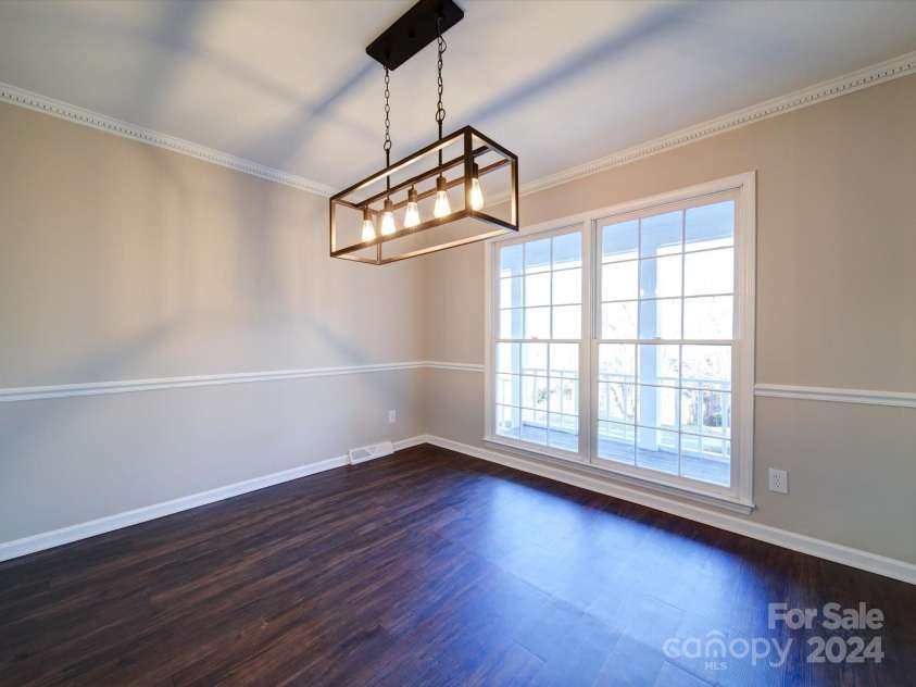 5618 All Saints Lane, Charlotte, NC 28226.  MLS# CAR4103132, YatesRealty ID 855. 