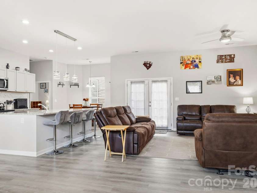 145 Ole Eastpointe Drive, York, SC 29745.  MLS# CAR4351399, YatesRealty ID 8550. 