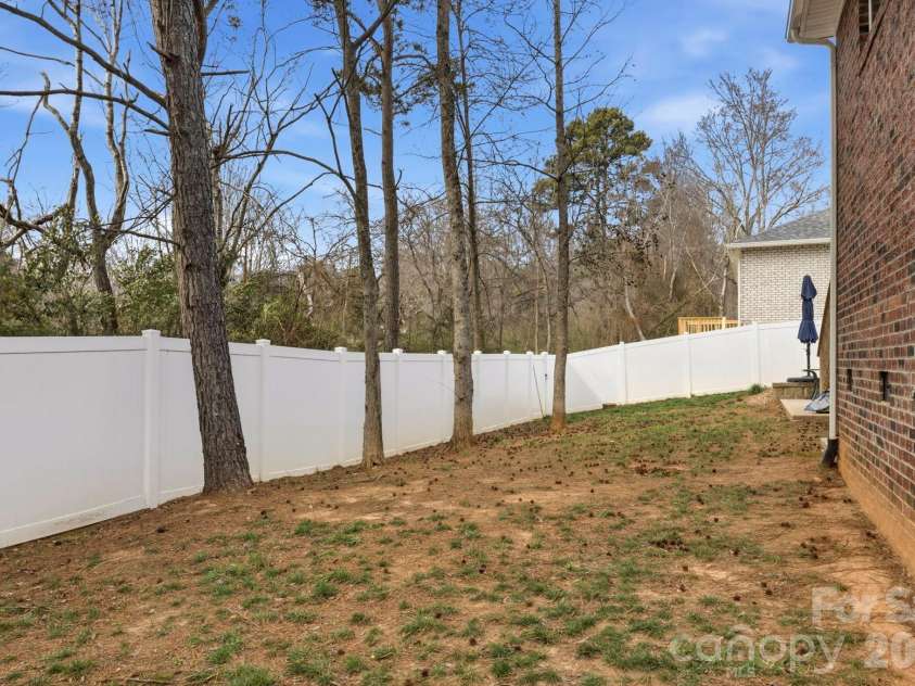 145 Ole Eastpointe Drive, York, SC 29745.  MLS# CAR4351399, YatesRealty ID 8550. 