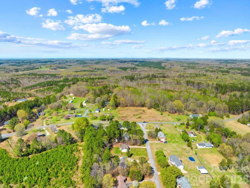 6711 Old Mocksville Road, Salisbury, NC 28144.  MLS# CAR4343686, YatesRealty ID 8553. 