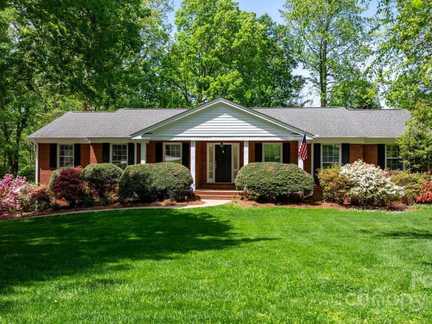 100 Heritage Lane, Morganton, NC 28655.  MLS# CAR4249355, YatesRealty ID 8554. 