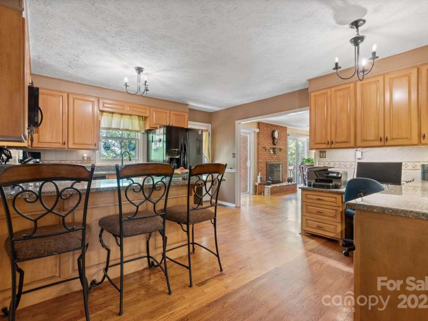 100 Heritage Lane, Morganton, NC 28655.  MLS# CAR4249355, YatesRealty ID 8554. 