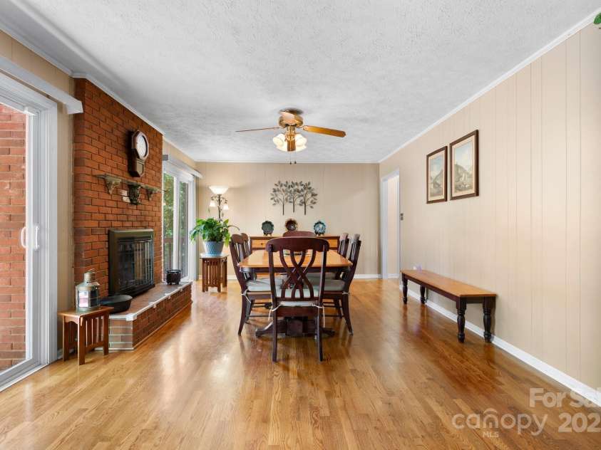 100 Heritage Lane, Morganton, NC 28655.  MLS# CAR4249355, YatesRealty ID 8554. 