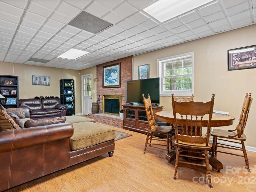 100 Heritage Lane, Morganton, NC 28655.  MLS# CAR4249355, YatesRealty ID 8554. 