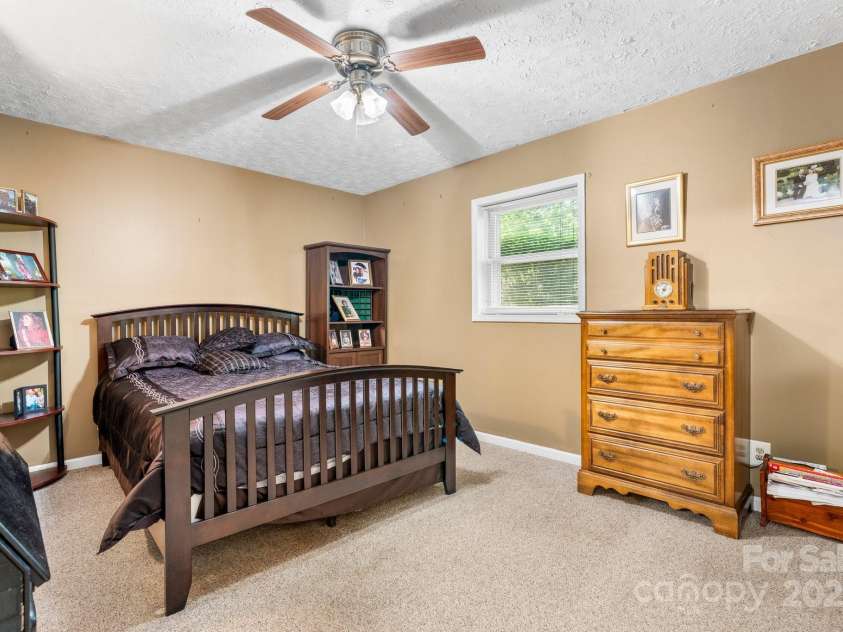 100 Heritage Lane, Morganton, NC 28655.  MLS# CAR4249355, YatesRealty ID 8554. 