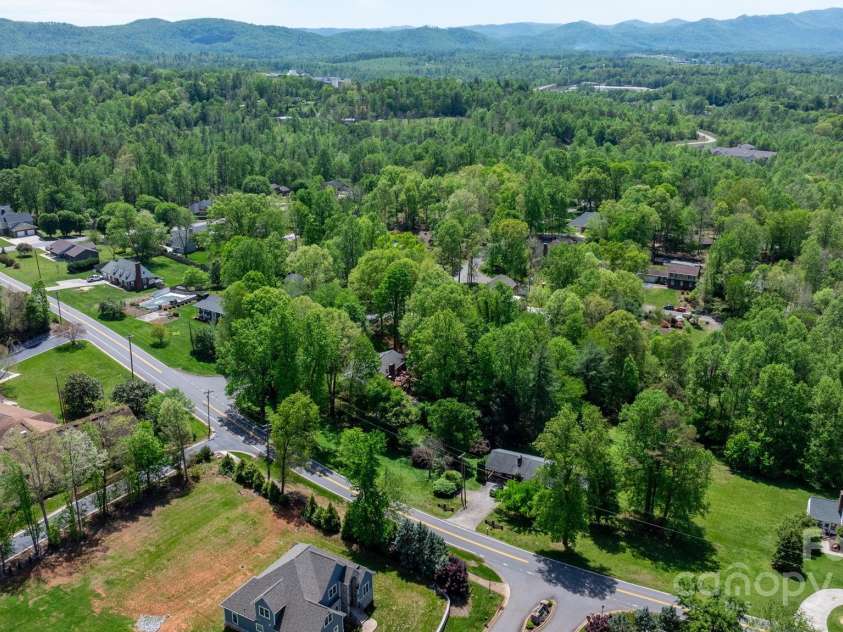 100 Heritage Lane, Morganton, NC 28655.  MLS# CAR4249355, YatesRealty ID 8554. 