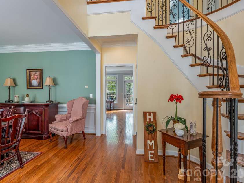 2172 Raven Drive, Rock Hill, SC 29732.  MLS# CAR4364182, YatesRealty ID 8554. Foyer