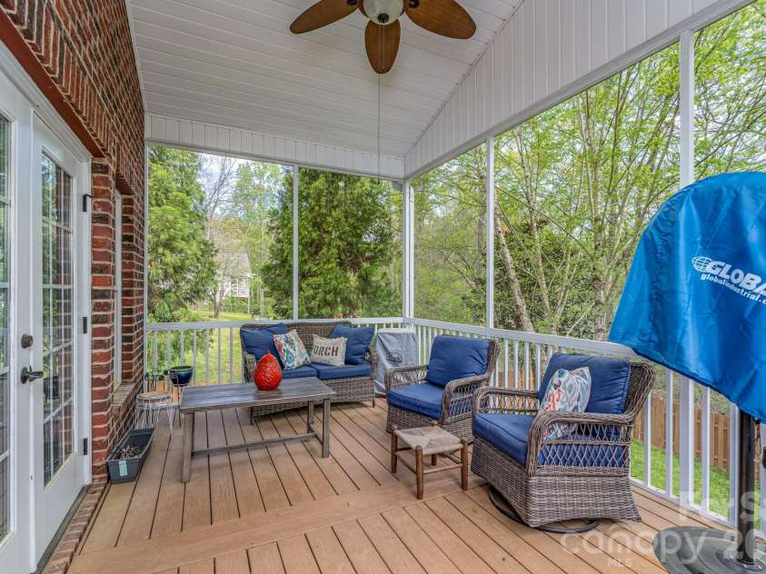 2172 Raven Drive, Rock Hill, SC 29732.  MLS# CAR4364182, YatesRealty ID 8554. Screened Porch
