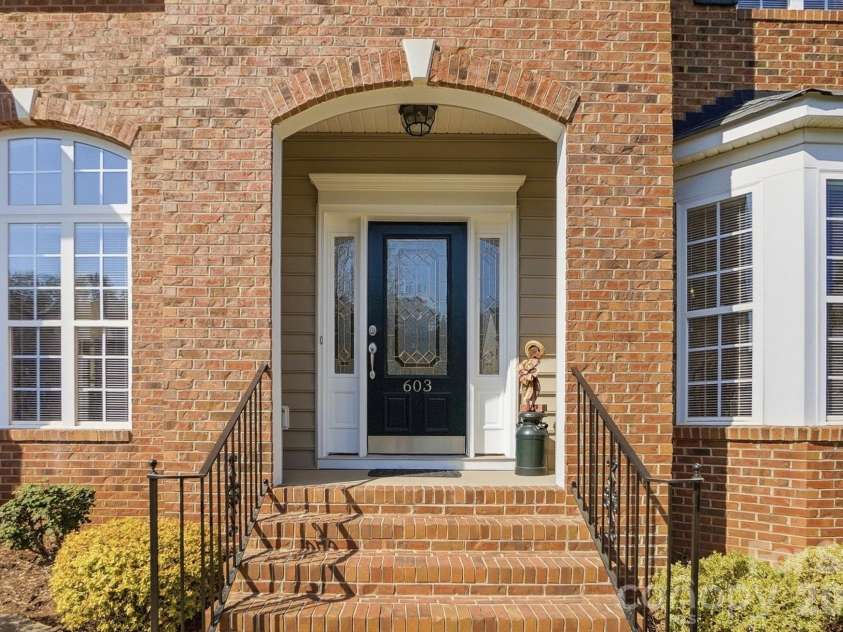 603 Deercross Lane, Waxhaw, NC 28173.  MLS# CAR4364148, YatesRealty ID 8555. 