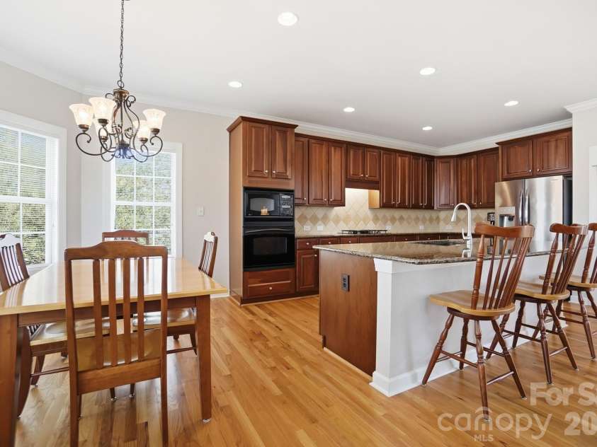 603 Deercross Lane, Waxhaw, NC 28173.  MLS# CAR4364148, YatesRealty ID 8555. 