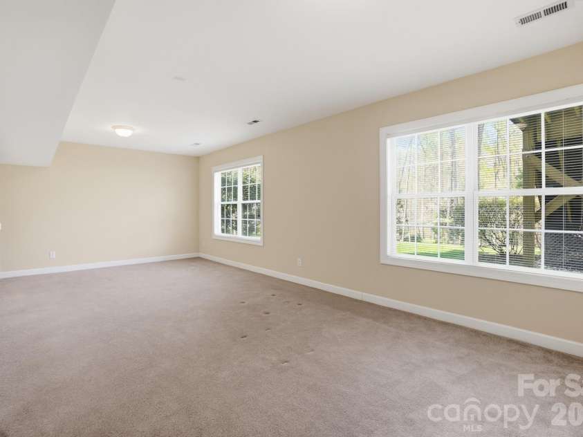 603 Deercross Lane, Waxhaw, NC 28173.  MLS# CAR4364148, YatesRealty ID 8555. 