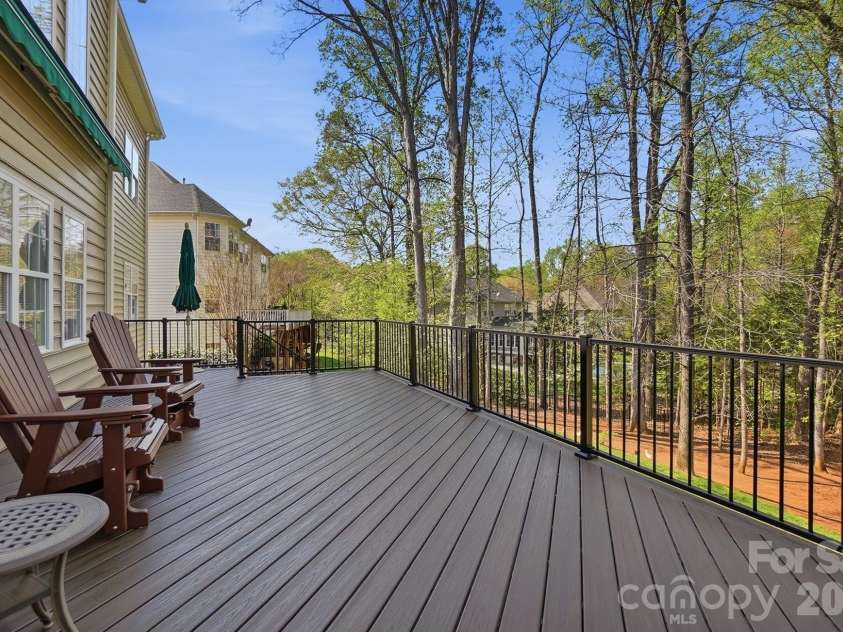 603 Deercross Lane, Waxhaw, NC 28173.  MLS# CAR4364148, YatesRealty ID 8555. 