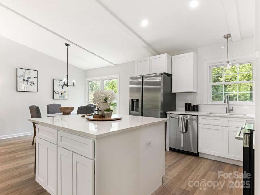 1405 Rinehart Court, Charlotte, NC 28270.  MLS# CAR4293589, YatesRealty ID 8556. 
