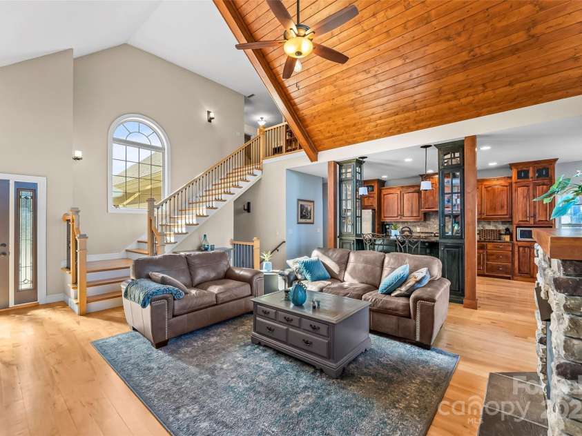 5346 Oak Crest Lane, Lenoir, NC 28645.  MLS# CAR4270819, YatesRealty ID 8557. 