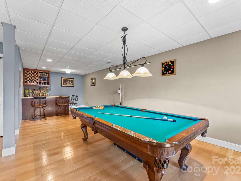 5346 Oak Crest Lane, Lenoir, NC 28645.  MLS# CAR4270819, YatesRealty ID 8557. 