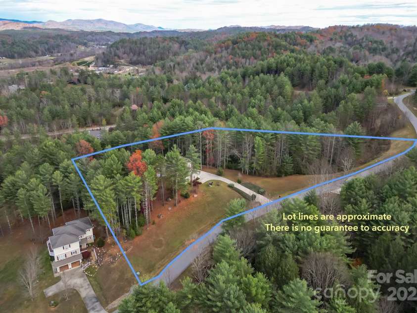 5346 Oak Crest Lane, Lenoir, NC 28645.  MLS# CAR4270819, YatesRealty ID 8557. House sits on a double lot! Lines go all the way up to the first house on the street!