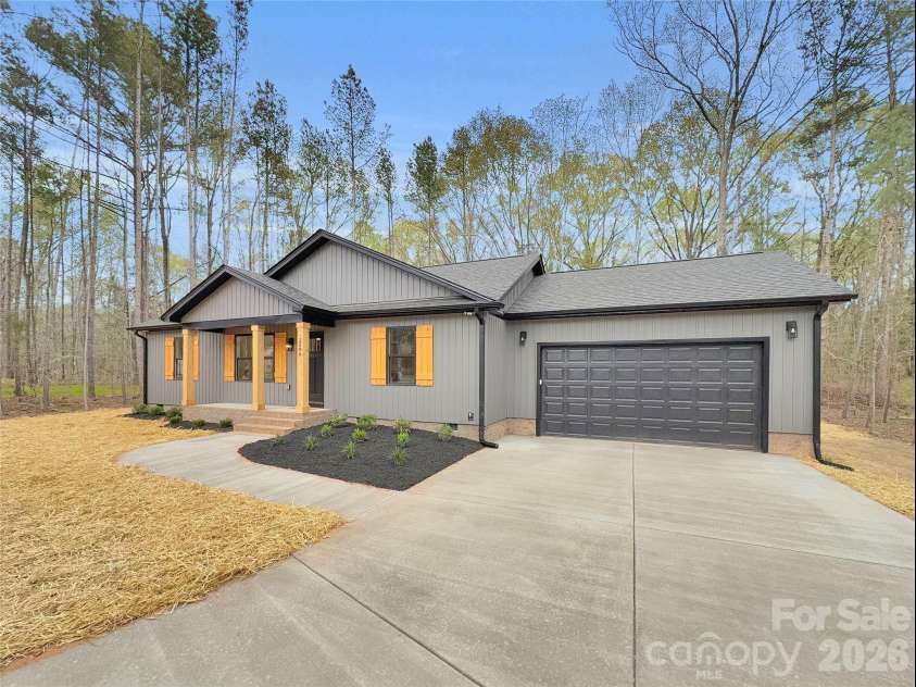 2504 Lazy Oak Drive, Lancaster, SC 29720.  MLS# CAR4357902, YatesRealty ID 8558. Covered front porch