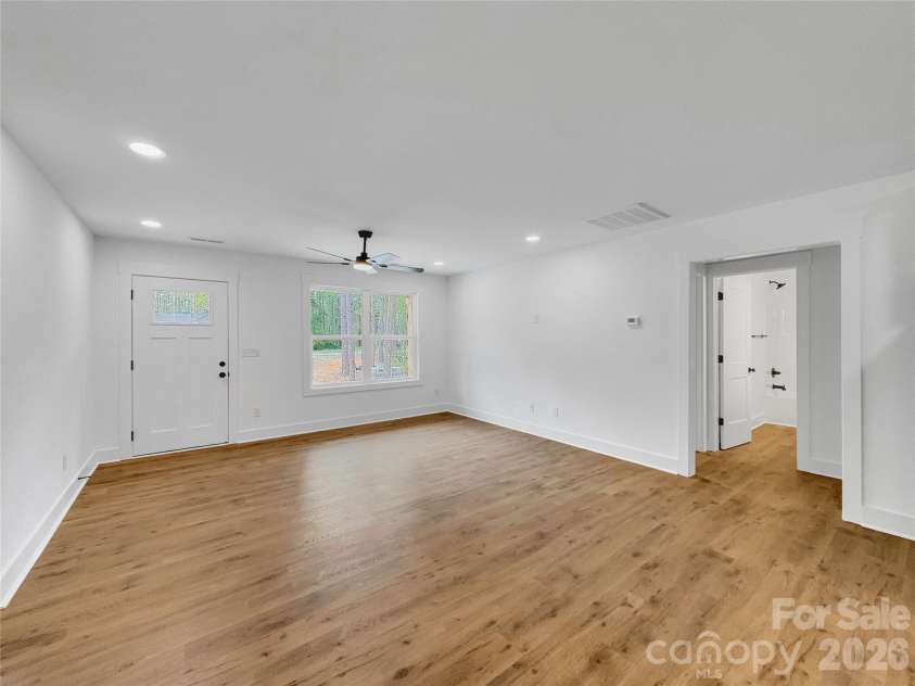 2504 Lazy Oak Drive, Lancaster, SC 29720.  MLS# CAR4357902, YatesRealty ID 8558. Living area
