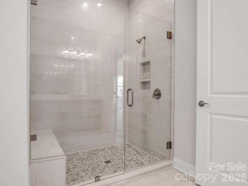 5031 Belle Mont Farm Avenue, Monroe, NC 28110.  MLS# CAR4283106, YatesRealty ID 856. Primary En Suite