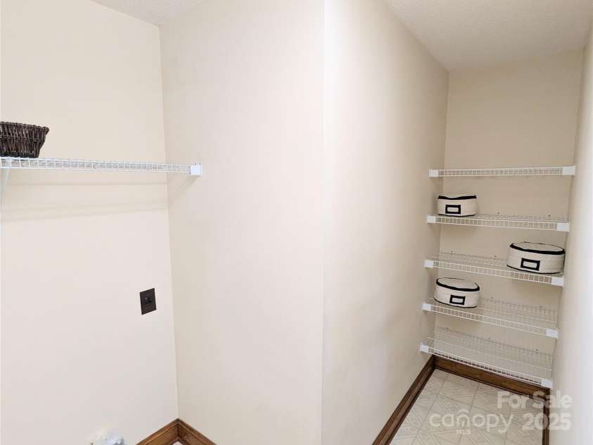 2304 Fox Hunt Drive, Monroe, NC 28110.  MLS# CAR4195112, YatesRealty ID 8560. 