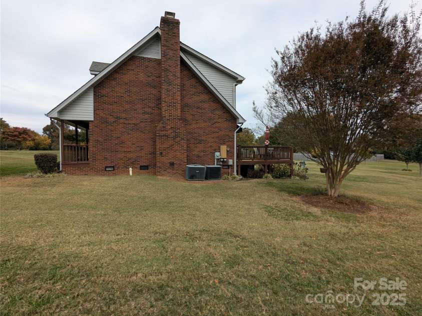 2304 Fox Hunt Drive, Monroe, NC 28110.  MLS# CAR4195112, YatesRealty ID 8560. 