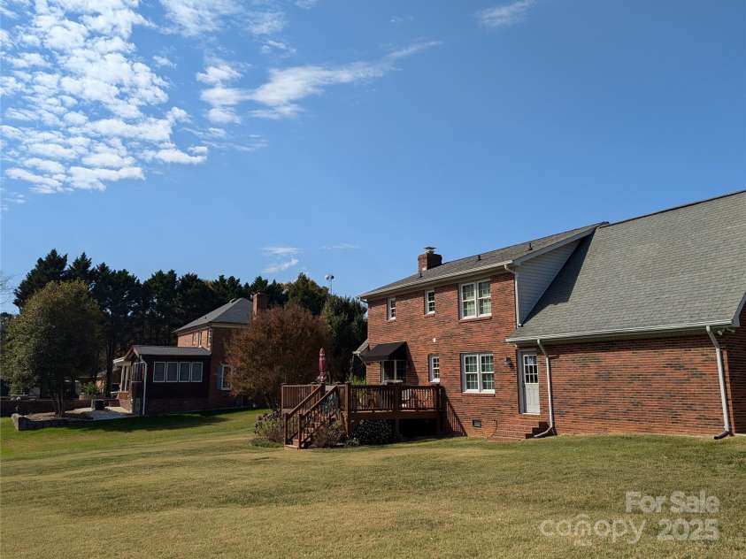 2304 Fox Hunt Drive, Monroe, NC 28110.  MLS# CAR4195112, YatesRealty ID 8560. 