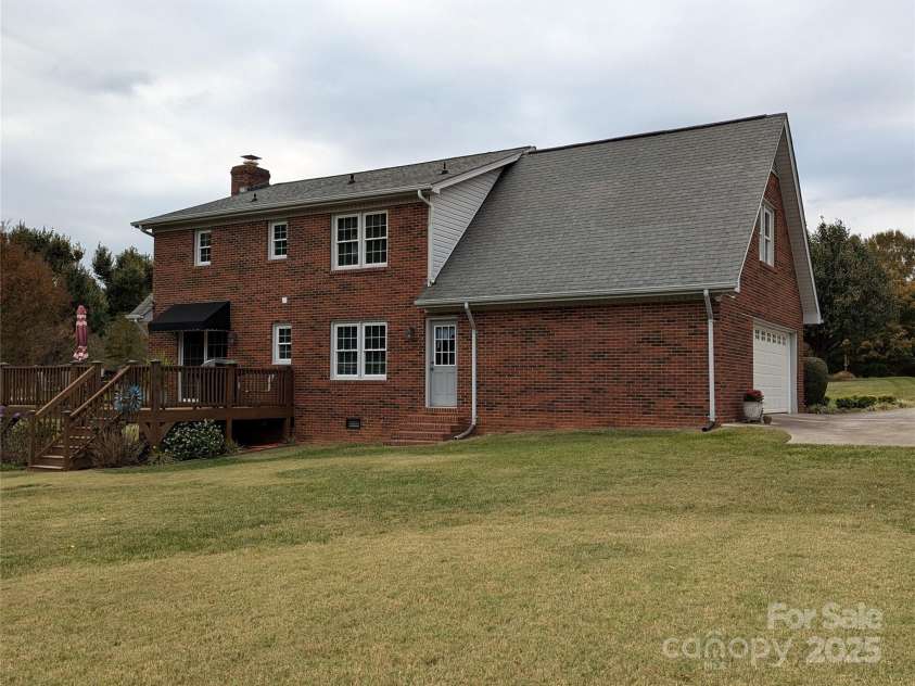 2304 Fox Hunt Drive, Monroe, NC 28110.  MLS# CAR4195112, YatesRealty ID 8560. 