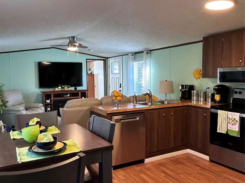 135 Phillips Road, Spruce Pine, NC 28777.  MLS# CAR4352342, YatesRealty ID 8561. 